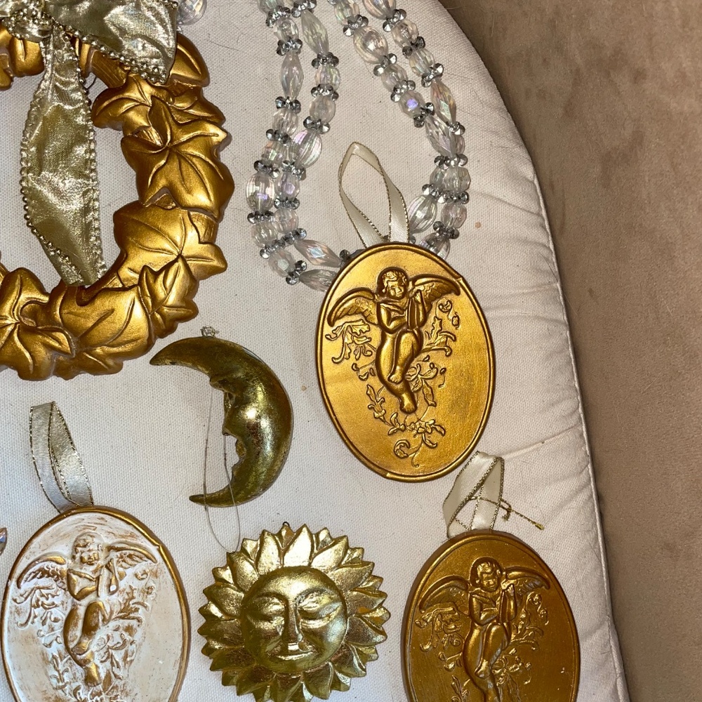 Gilded Treasures! Lot of 15+ Handmade paper and plaster ornaments &  decor items - Picture 5 of 15
